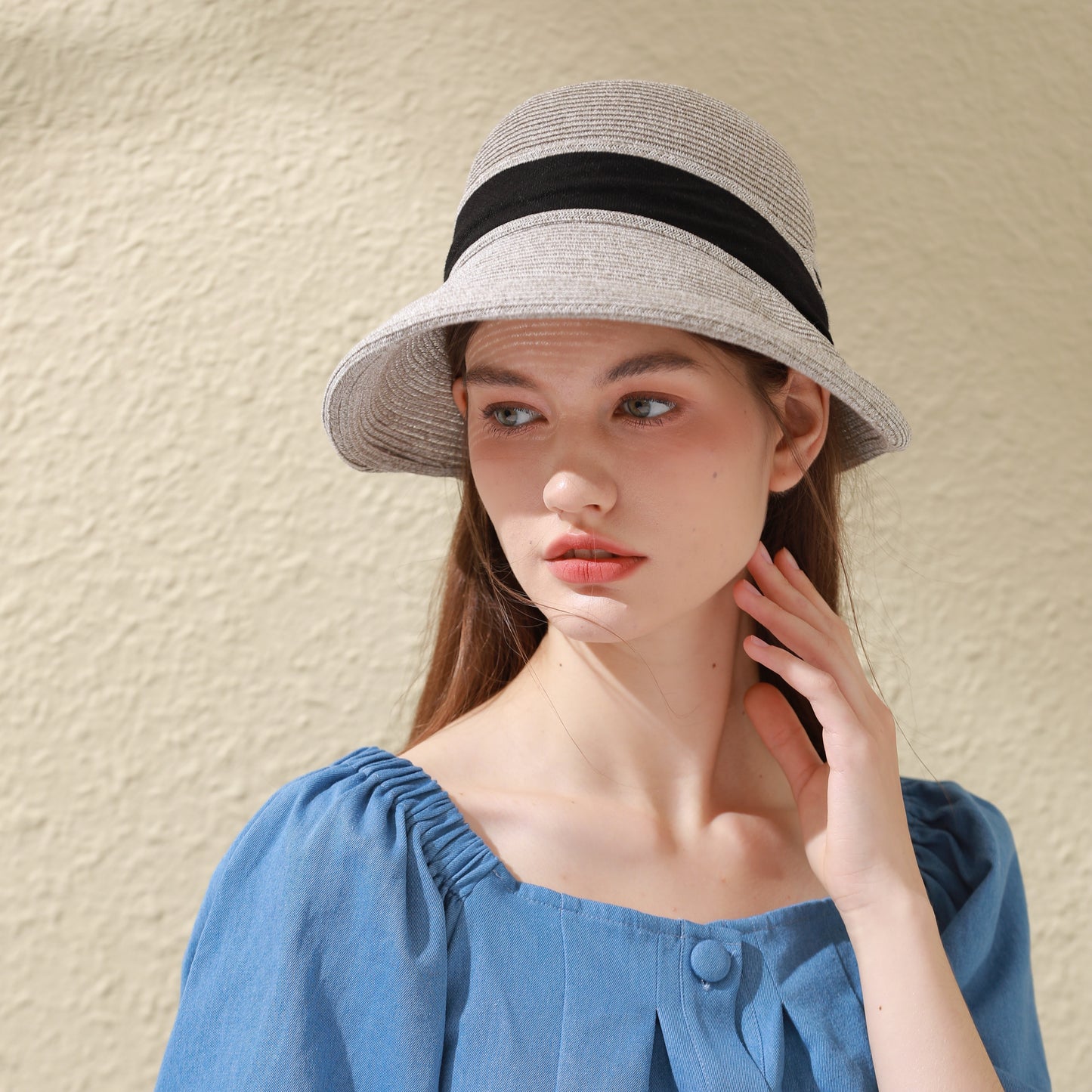 Sombrero de paja para mujer estilo elegante – Ala ancha, protección solar UPF50+, transpirable, plegable, ideal para playa, vacaciones y uso diario – Talla ajustable 56-58 cm
