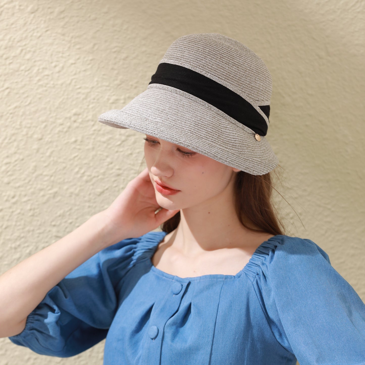 Sombrero de paja para mujer estilo elegante – Ala ancha, protección solar UPF50+, transpirable, plegable, ideal para playa, vacaciones y uso diario – Talla ajustable 56-58 cm